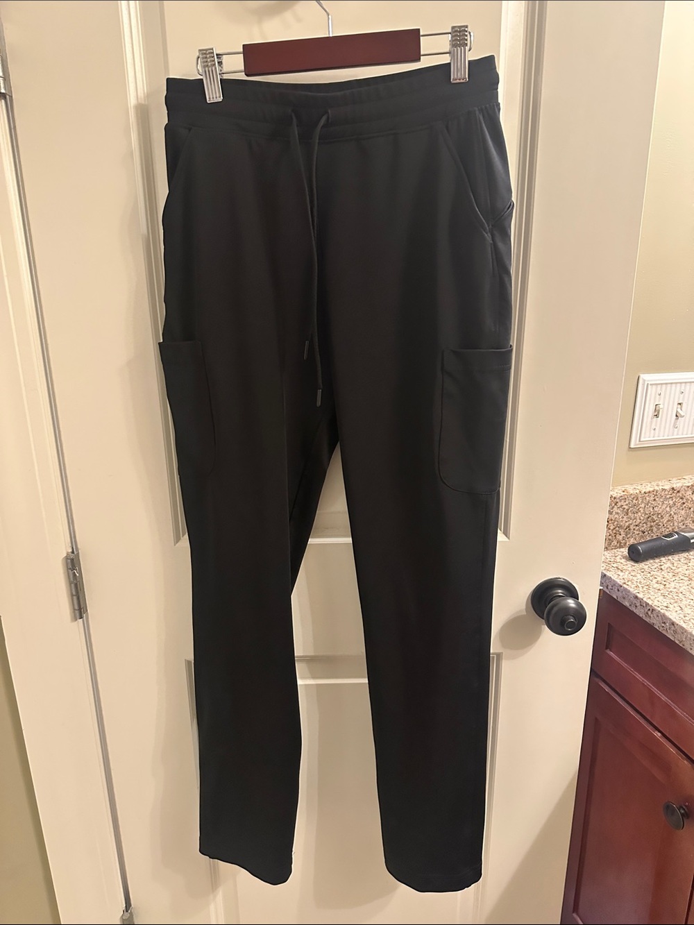 Women's Black Straight-Leg Drawstring Pants with Side Patch Pockets